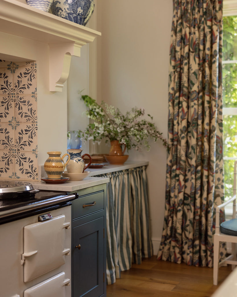 Upcycling Old Furniture: How to Give New Life to Outdated Pieces