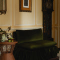 Victoria Settee